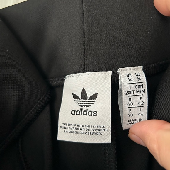 NWOT Adidas black leggings M - Picture 2 of 4